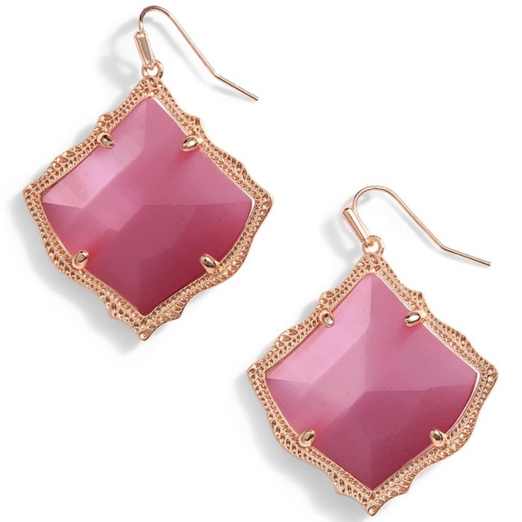 Kendra Scott Jewelry - Kendra Scott 🤍 Rose Gold and Pink earrings